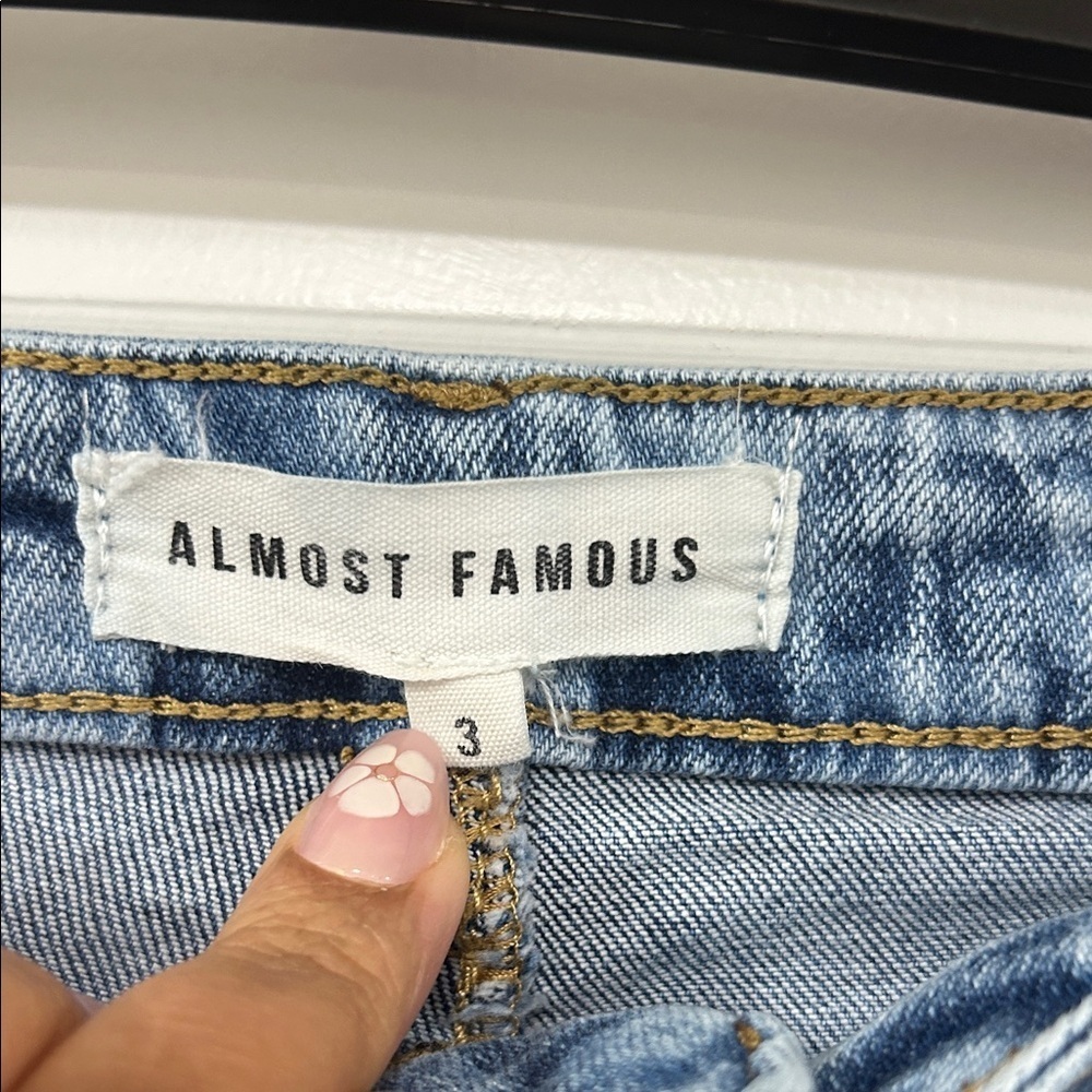 Almost Famous Checkered Denim Jeans (Junior) - Picture 2 of 4